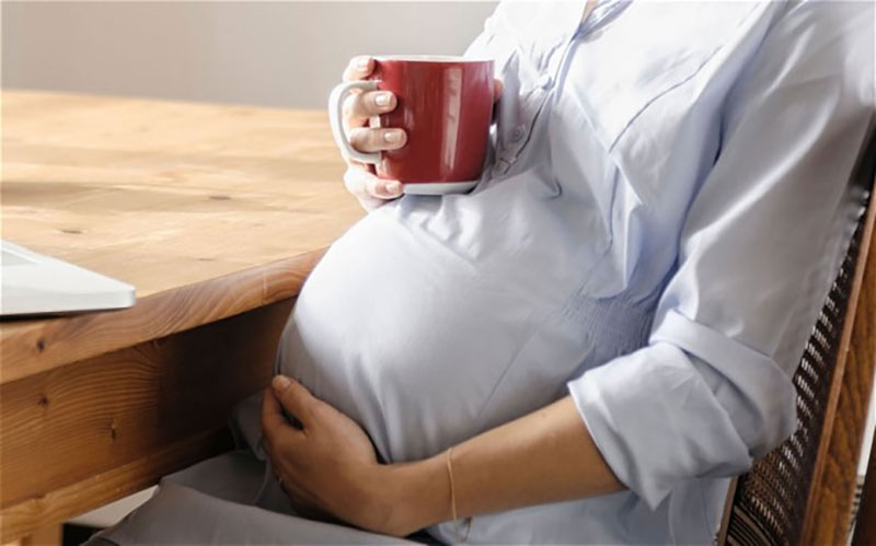 مصرف چای و قهوه در دوران بارداری