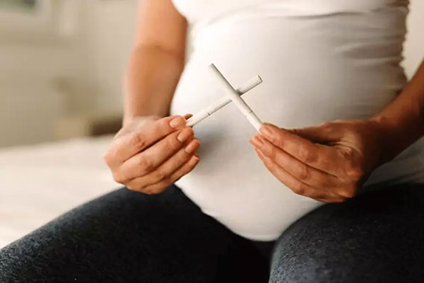 مضرات سیگار کشیدن در بارداری