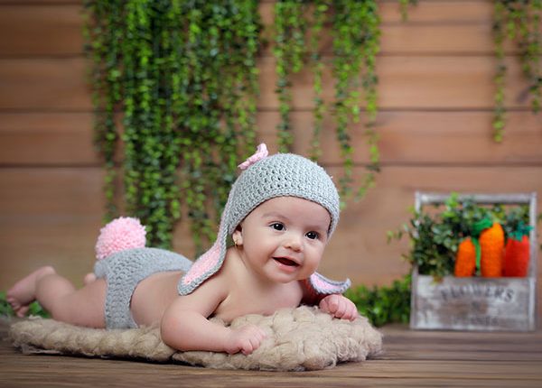 چهار دست و پا رفتن کودکان