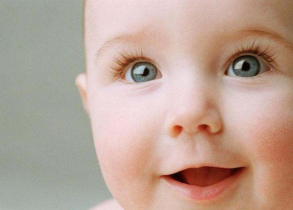 سیاهی دور چشم نوزاد